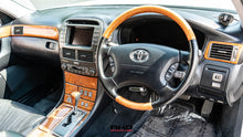 Load image into Gallery viewer, 2001 Toyota Celsior
