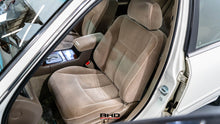 Load image into Gallery viewer, 1998 Honda Legend
