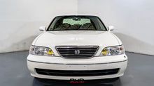 Load image into Gallery viewer, 1998 Honda Legend
