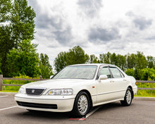 Load image into Gallery viewer, 1998 Honda Legend
