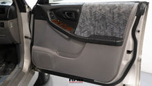 Load image into Gallery viewer, 1998 Subaru Forester T/tb *SOLD*
