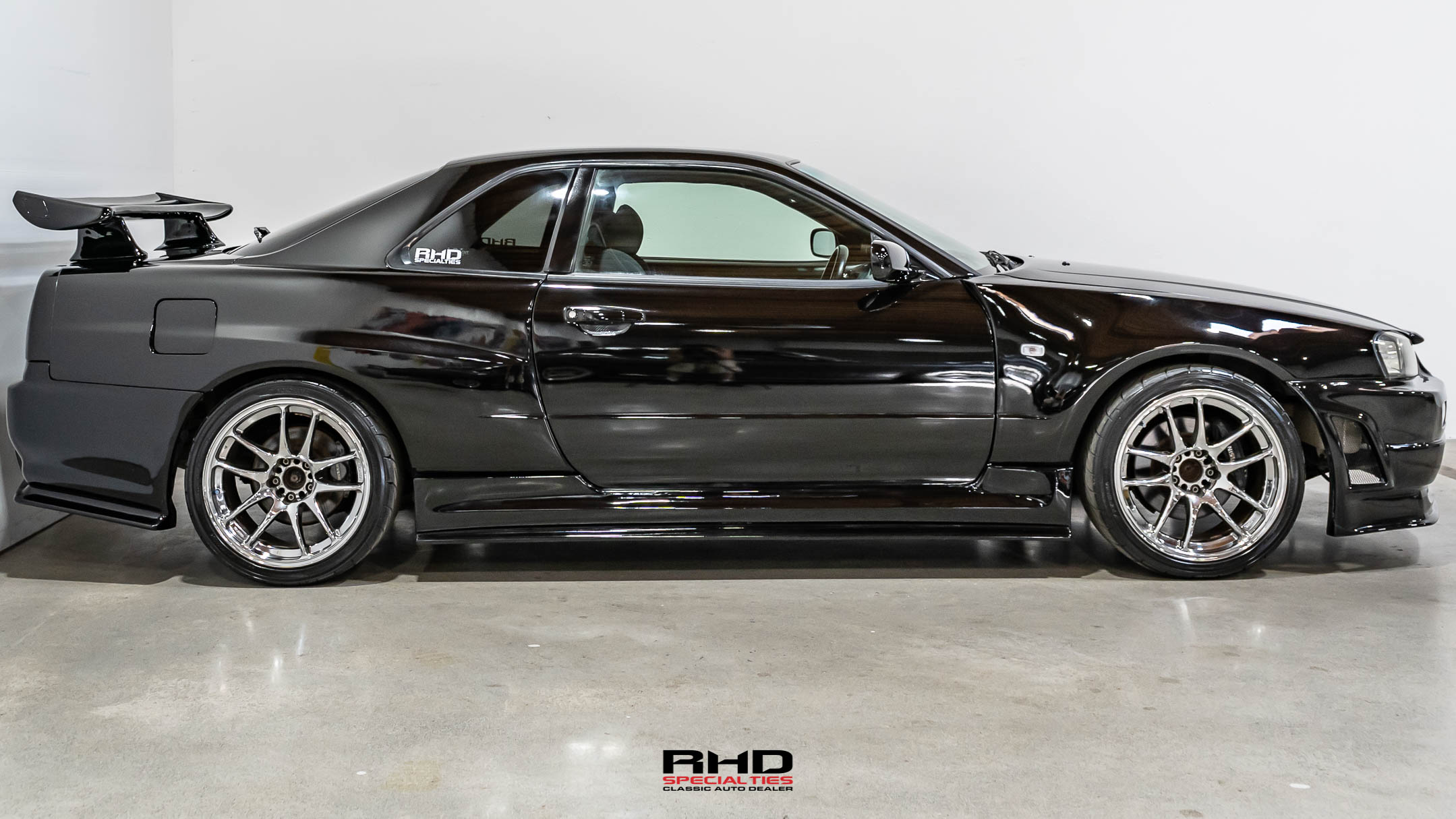 1999 Nissan Skyline JDM car for sale — photo 8 of 21