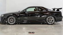 Load image into Gallery viewer, 1999 Nissan Skyline GTT *SOLD*
