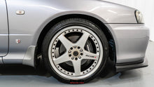 Load image into Gallery viewer, 1998 Nissan Skyline GTT Sedan *SOLD*
