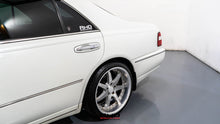 Load image into Gallery viewer, 1999 Nissan Cima V8
