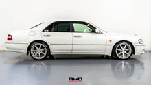 Load image into Gallery viewer, 1999 Nissan Cima V8
