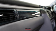 Load image into Gallery viewer, 2000 Toyota Crown Athlete V *SOLD*
