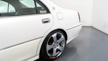 Load image into Gallery viewer, 1999 Toyota Crown Majesta V8
