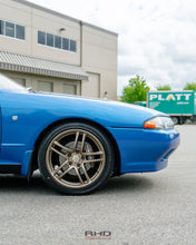 Load image into Gallery viewer, 1991 Nissan Skyline R32 GTST
