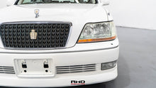 Load image into Gallery viewer, 1999 Toyota Crown Majesta V8
