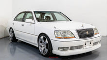 Load image into Gallery viewer, 1999 Toyota Crown Majesta V8
