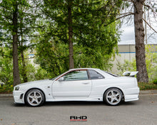 Load image into Gallery viewer, 1998 Nissan Skyline GTT *SOLD*

