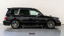 Load image into Gallery viewer, 1999 Subaru Forester S/Tb Type A
