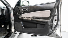 Load image into Gallery viewer, 2000 Nissan Skyline GTT *SOLD*
