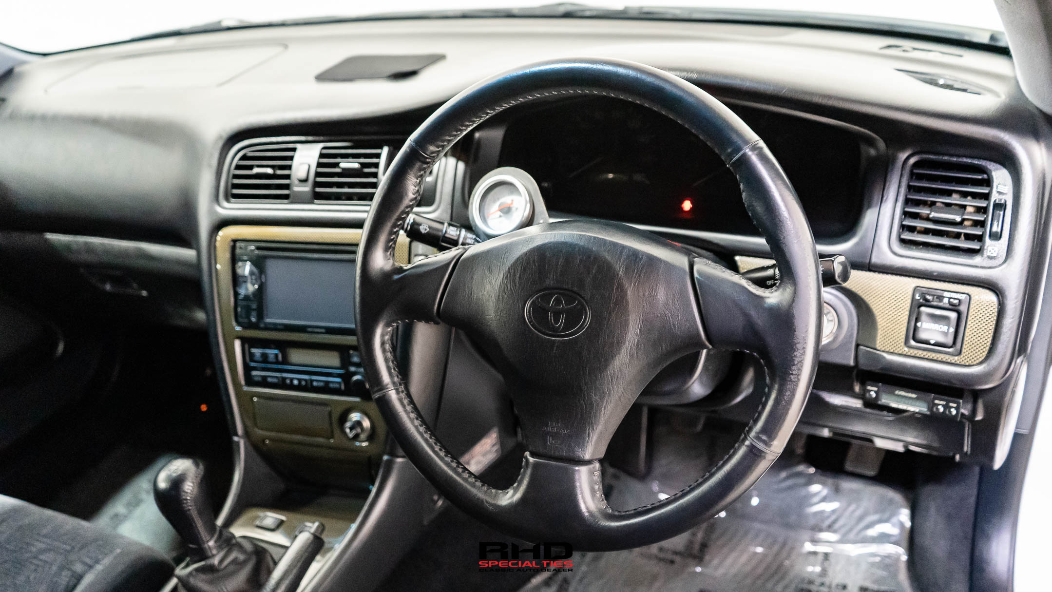 1999 Toyota Chaser JDM car for sale — photo 12 of 24