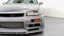 Load image into Gallery viewer, 1998 Nissan Skyline GTT Sedan
