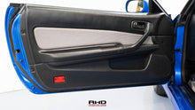 Load image into Gallery viewer, 2000 Nissan Skyline GTT *SOLD*
