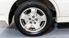 Load image into Gallery viewer, 2000 Honda Odyssey *SOLD*

