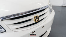Load image into Gallery viewer, 2000 Honda Odyssey *SOLD*
