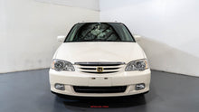 Load image into Gallery viewer, 2000 Honda Odyssey *SOLD*
