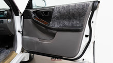 Load image into Gallery viewer, 1999 Subaru Forester T/TB
