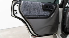 Load image into Gallery viewer, 1999 Subaru Forester T/TB
