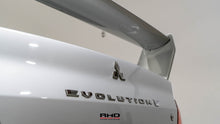 Load image into Gallery viewer, 2001 Mitsubishi Lancer Evolution 7
