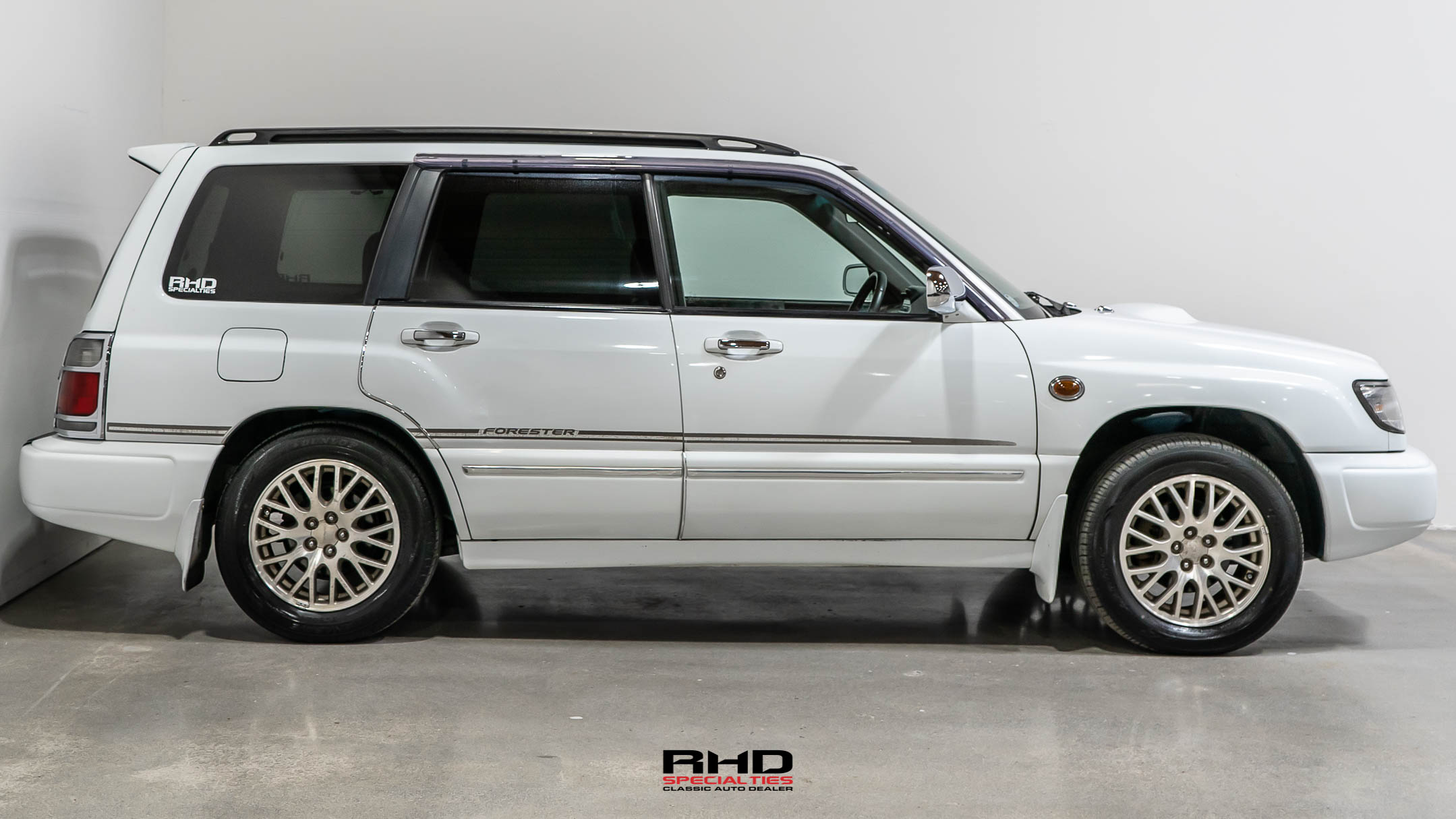 1999 Subaru Forester JDM car for sale — photo 8 of 25