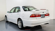 Load image into Gallery viewer, 2000 Honda Torneo SiR-T
