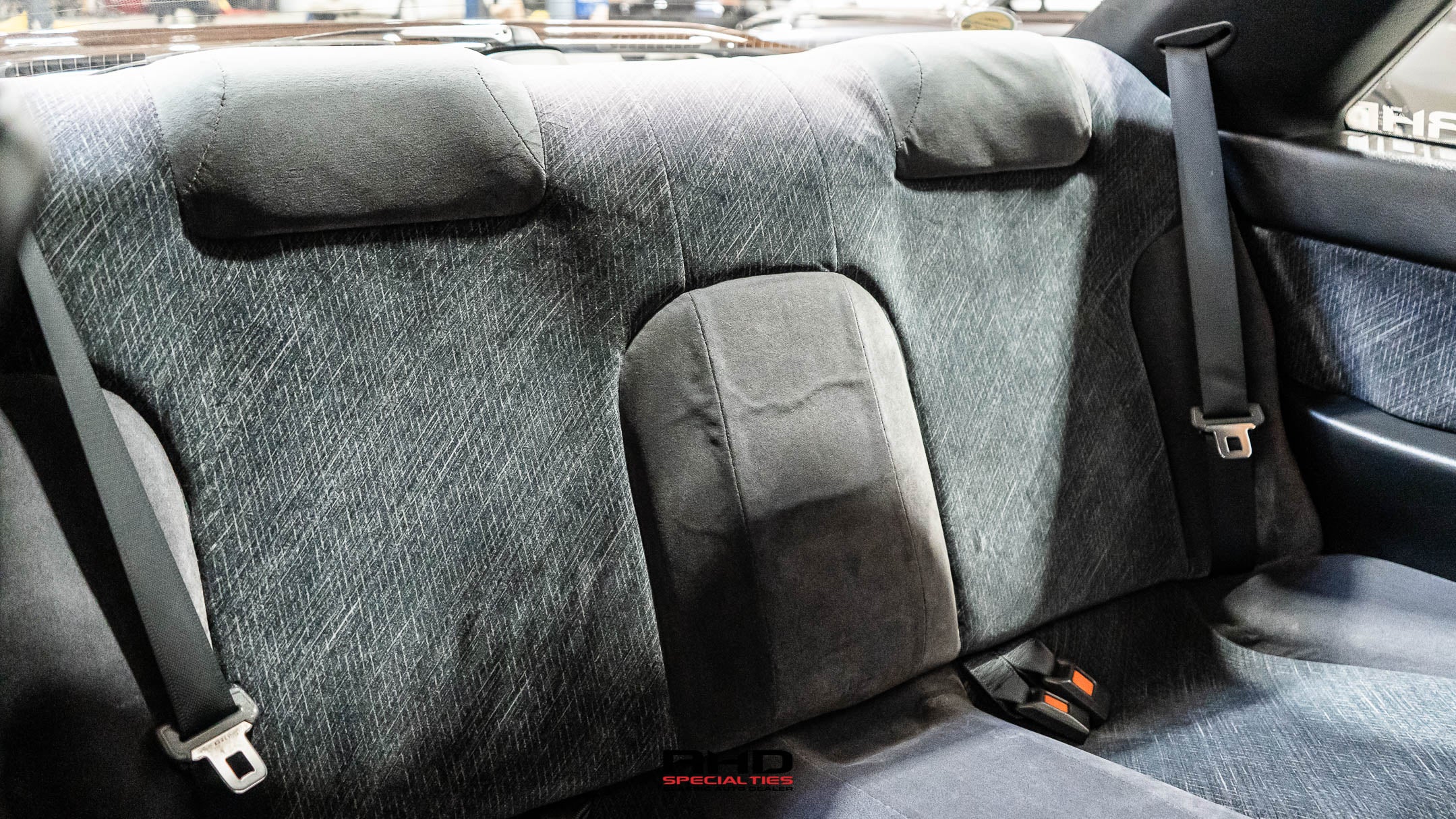 1992 Nissan Skyline JDM car for sale — photo 15 of 23