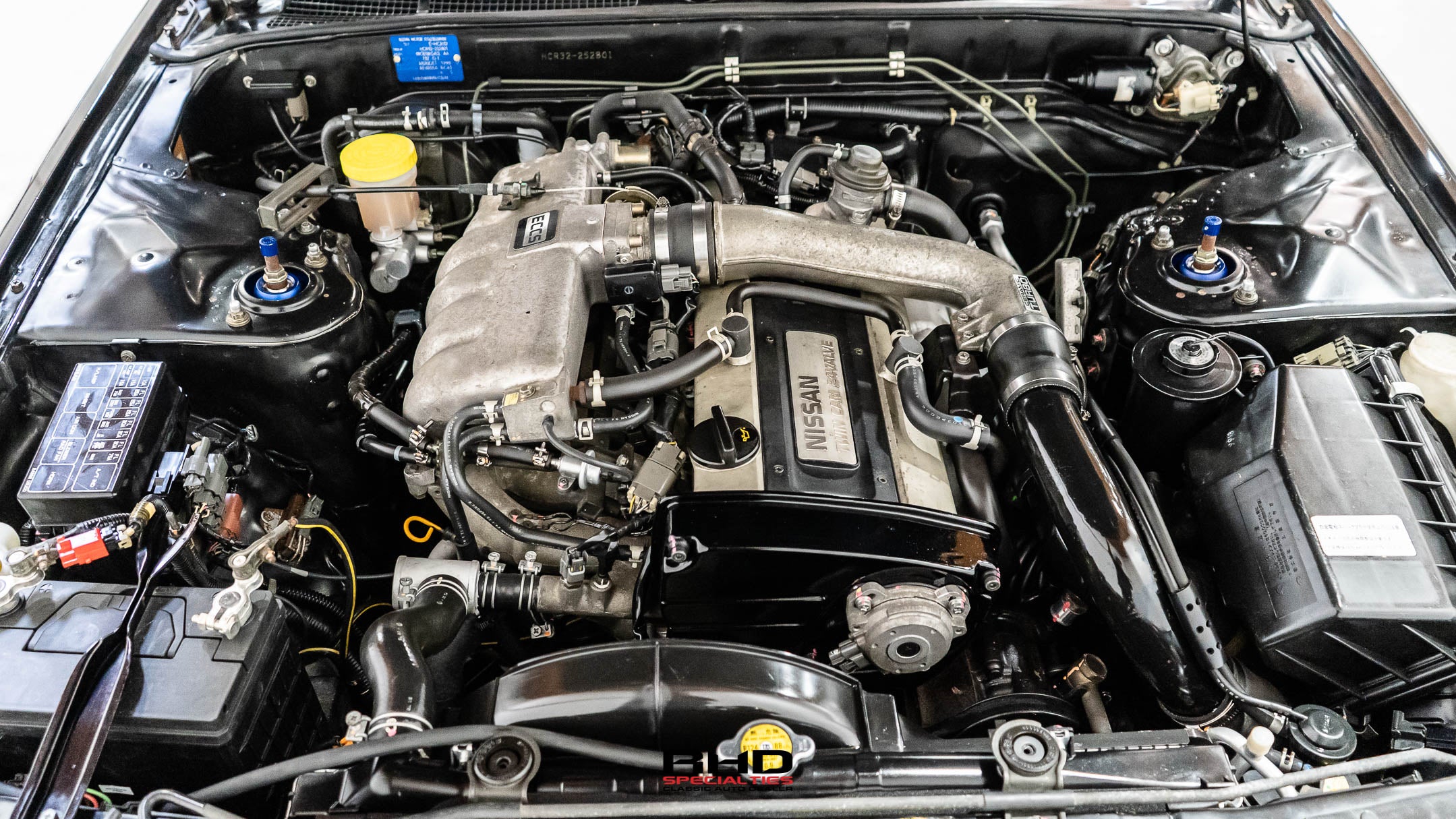 1992 Nissan Skyline JDM car for sale — photo 22 of 23