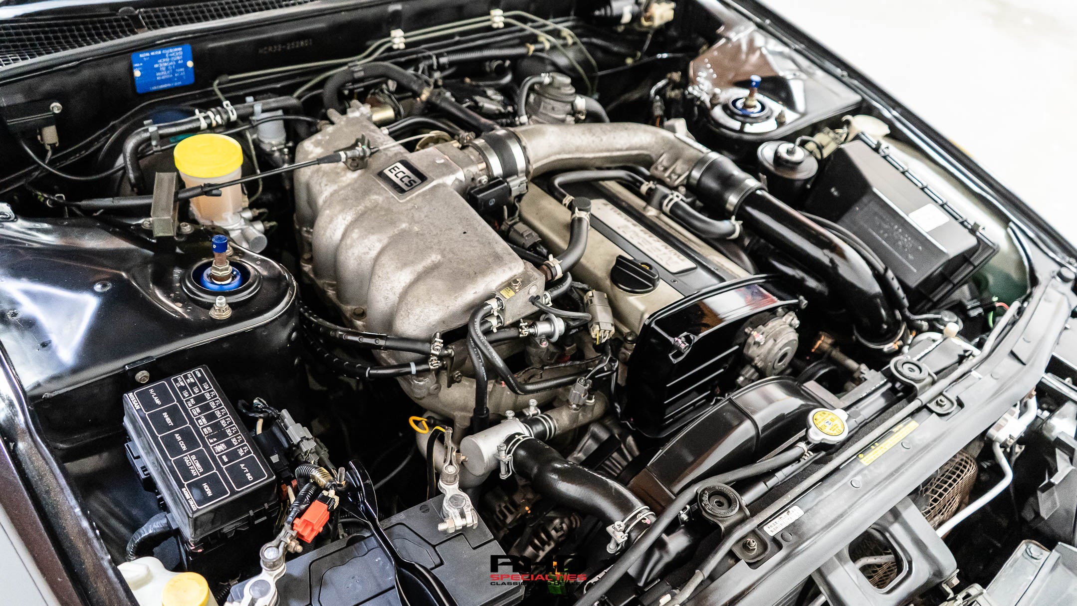1992 Nissan Skyline JDM car for sale — photo 21 of 23