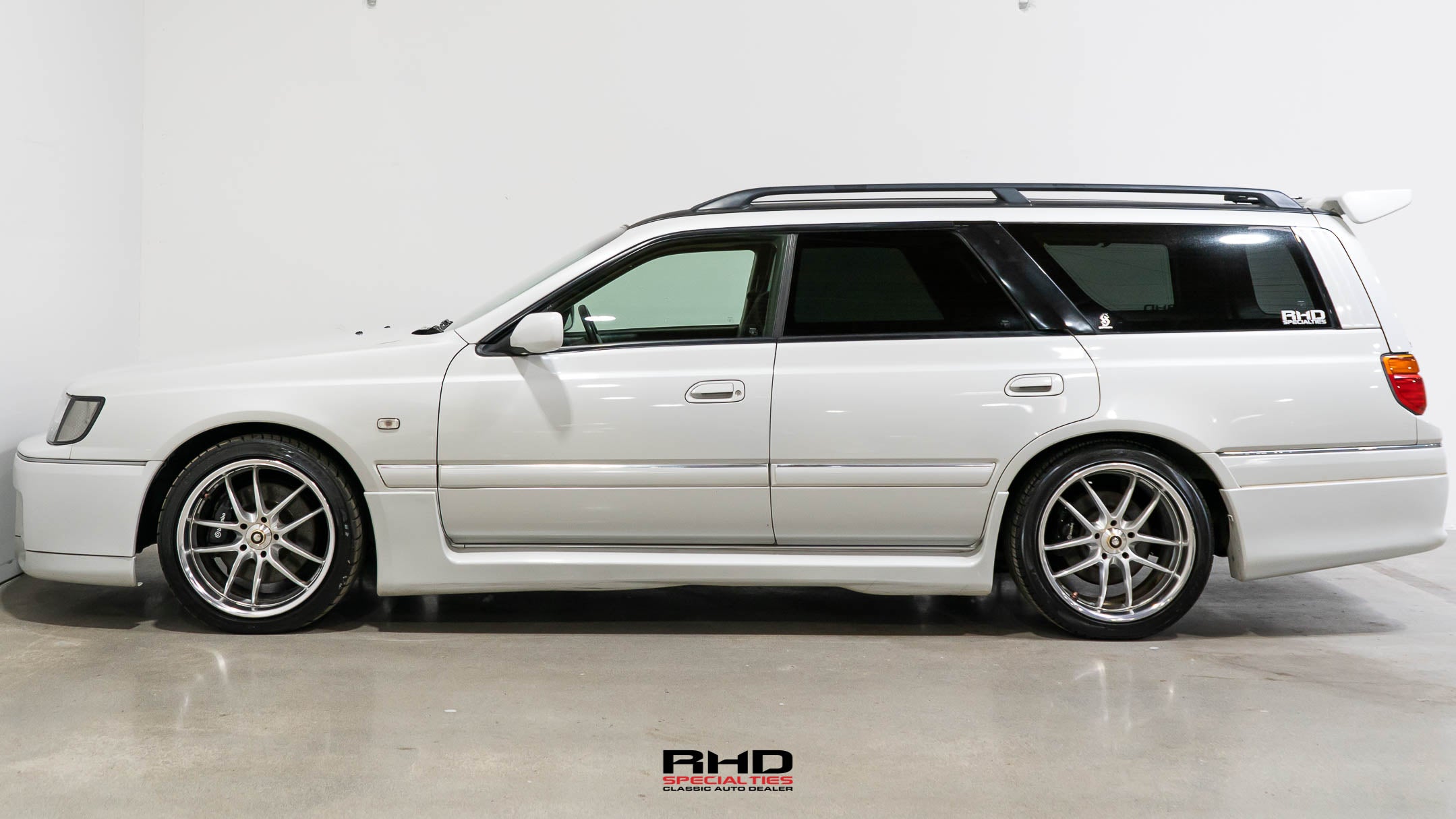 1998 Nissan Stagea JDM car for sale