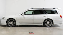 Load image into Gallery viewer, 1998 Nissan Stagea 260RS

