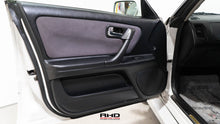 Load image into Gallery viewer, 1998 Nissan Stagea 260RS
