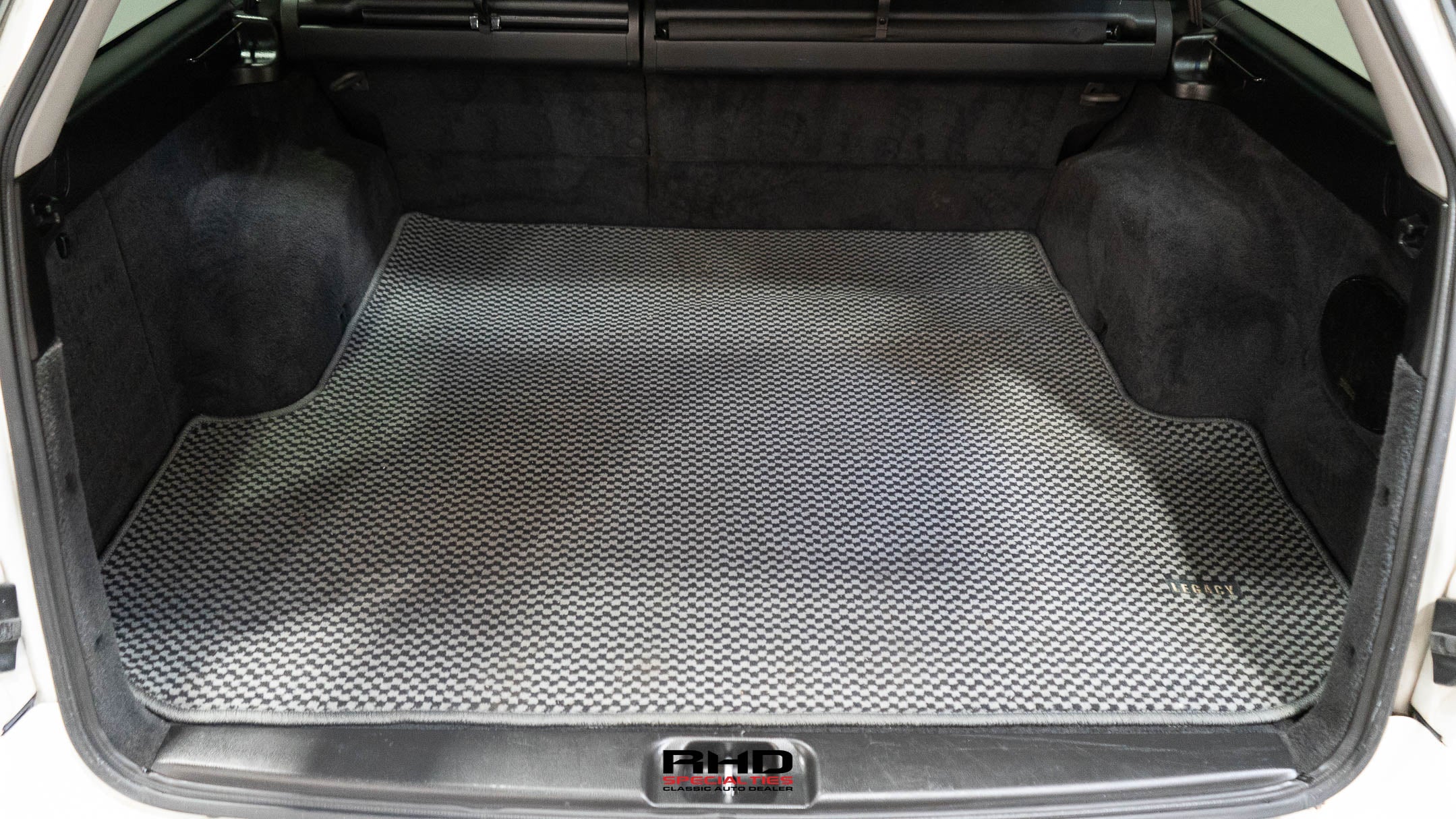 2001 Subaru Legacy JDM car for sale — photo 19 of 24