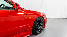 Load image into Gallery viewer, 1998 Nissan Skyline GTT Sedan
