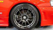 Load image into Gallery viewer, 1998 Nissan Skyline GTT Sedan
