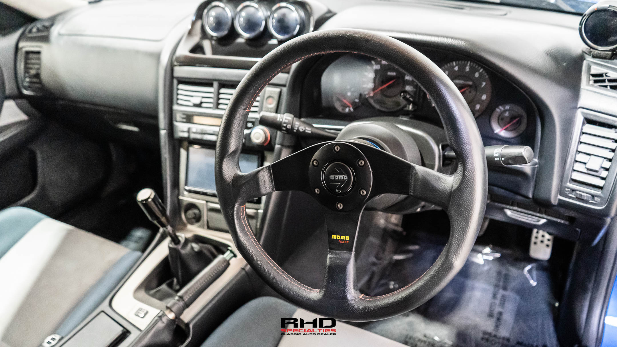 2001 Nissan Skyline JDM car for sale — photo 11 of 21