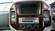 Load image into Gallery viewer, 2001 Pajero Long Exceed Ⅱ
