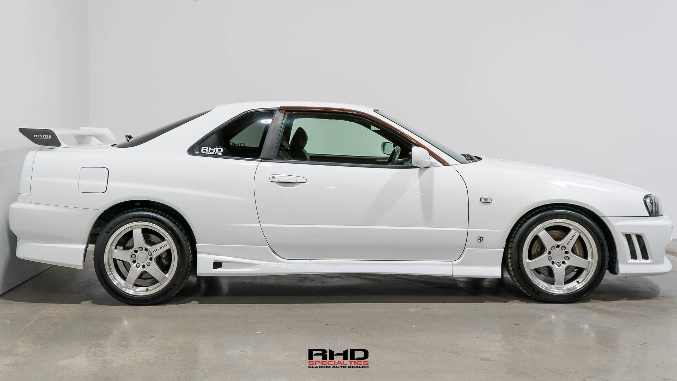1999 Nissan Skyline JDM car for sale — photo 4 of 22
