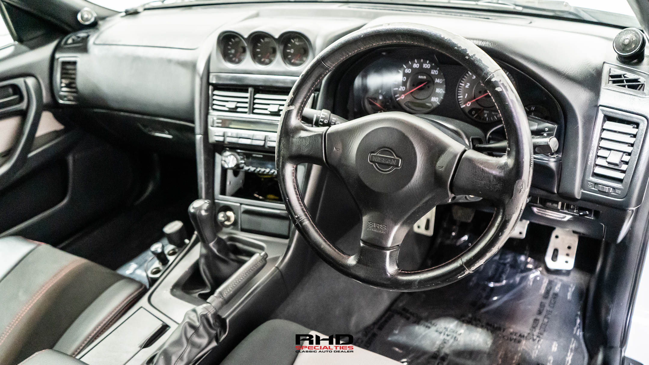 1999 Nissan Skyline JDM car for sale — photo 12 of 22