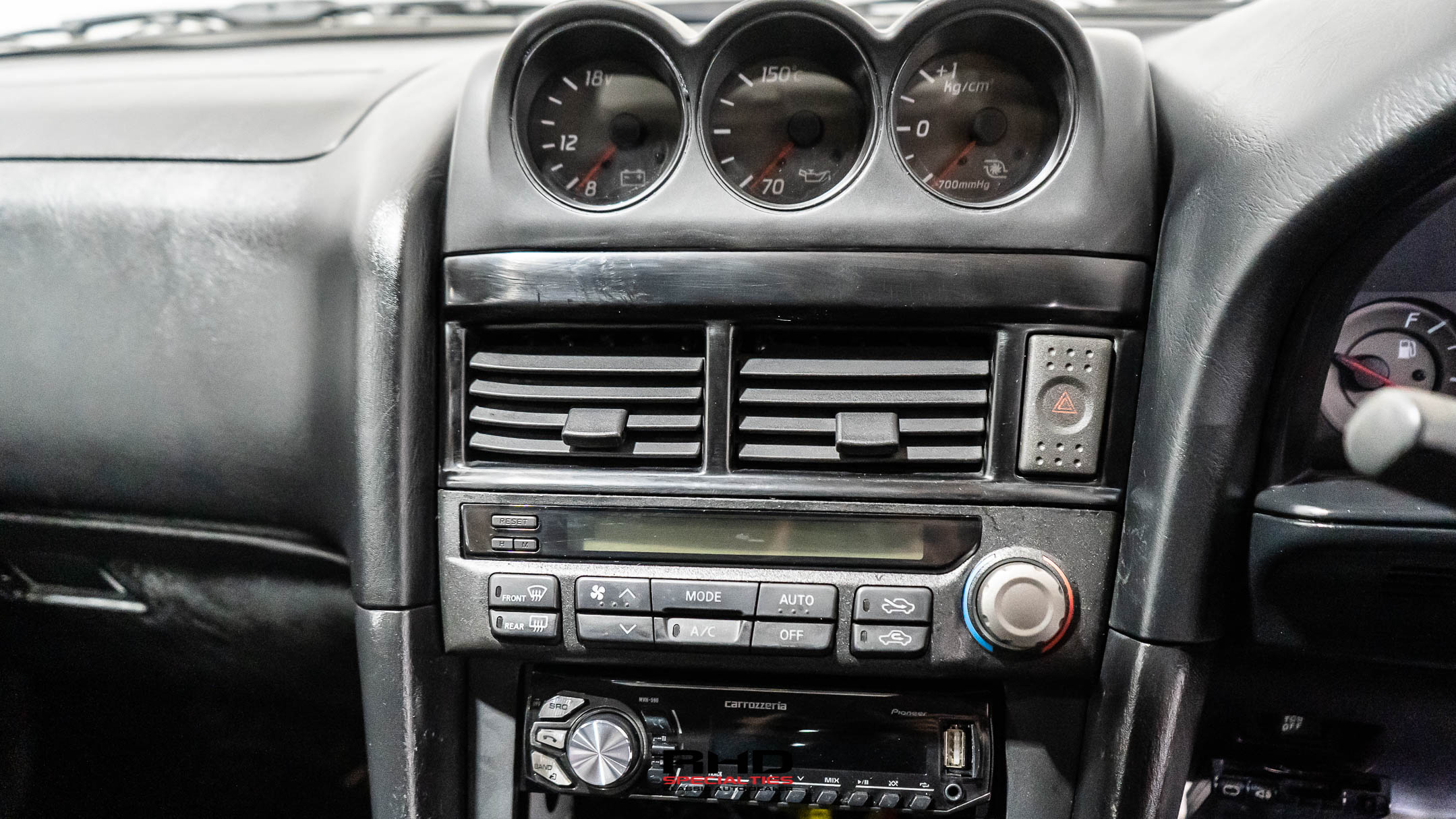 1999 Nissan Skyline JDM car for sale — photo 13 of 22
