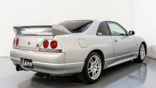 Load image into Gallery viewer, 1998 Nissan Skyline GT-R

