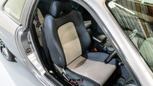 Load image into Gallery viewer, 1999 Nissan Skyline GTT
