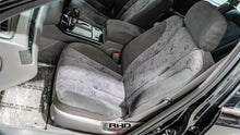 Load image into Gallery viewer, 2001 Toyota Crown Athlete V *Reserved*
