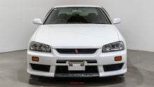 Load image into Gallery viewer, 1998 Nissan Skyline GTT
