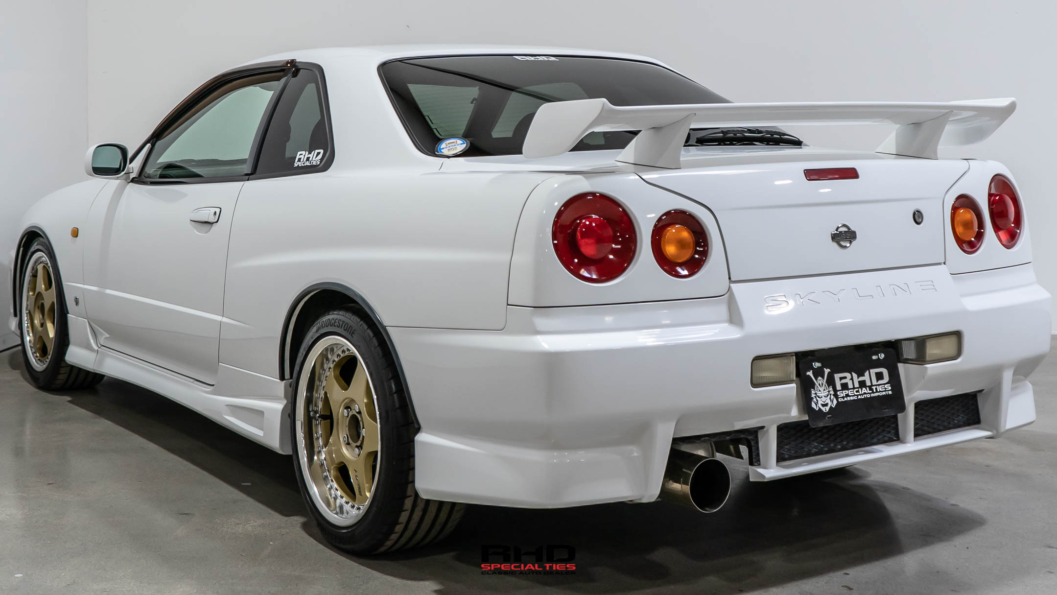 1998 Nissan Skyline JDM car for sale — photo 5 of 25