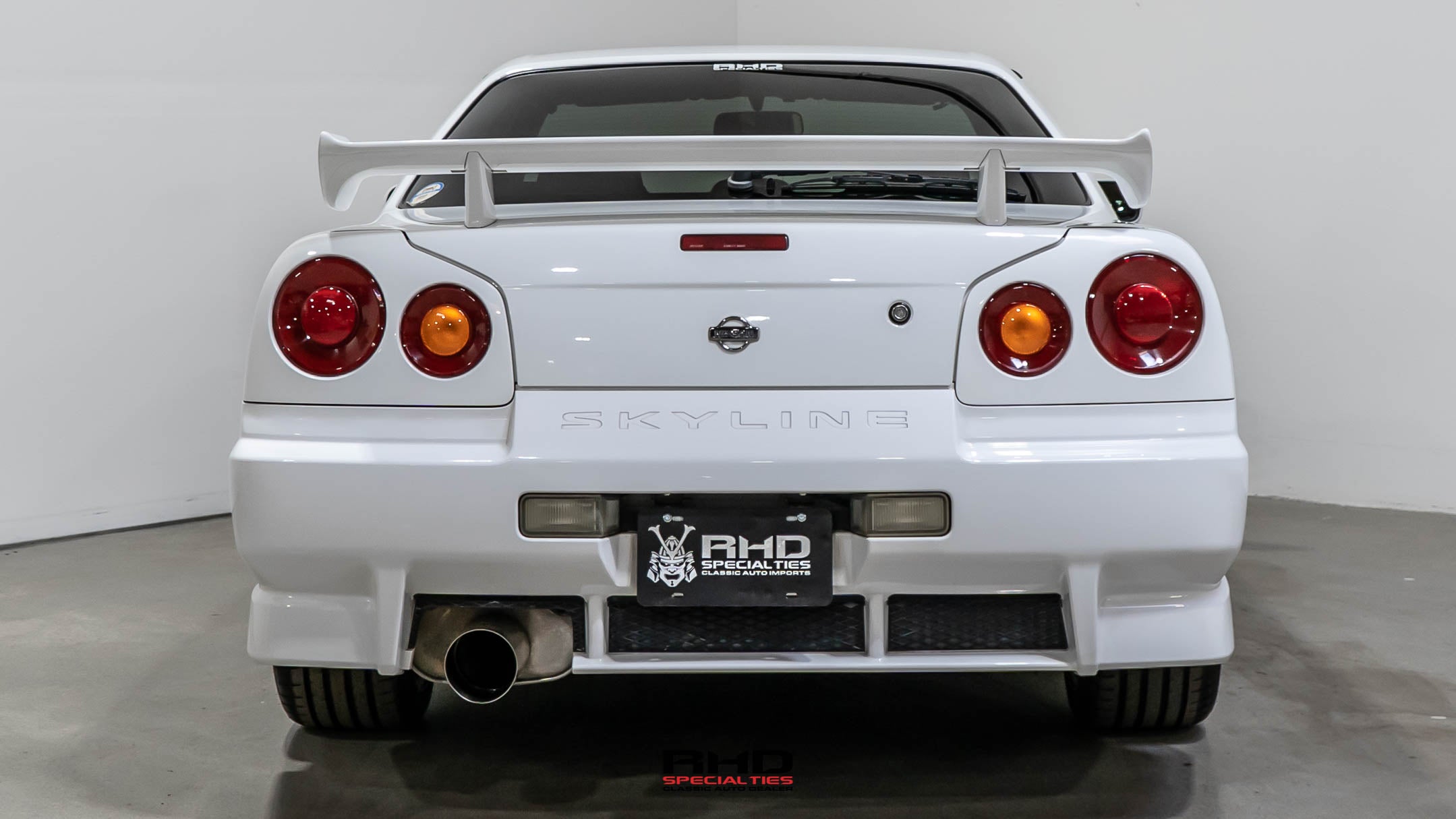 1998 Nissan Skyline JDM car for sale — photo 6 of 25