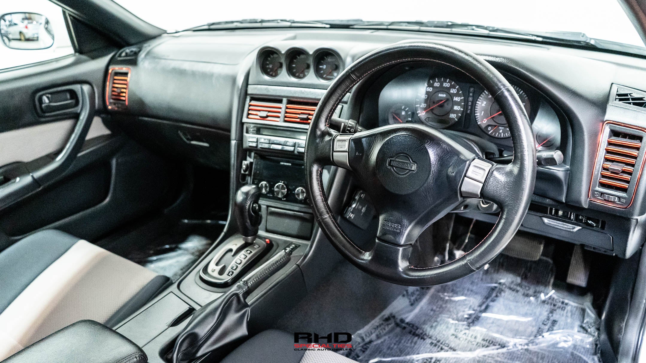 1998 Nissan Skyline JDM car for sale — photo 13 of 25